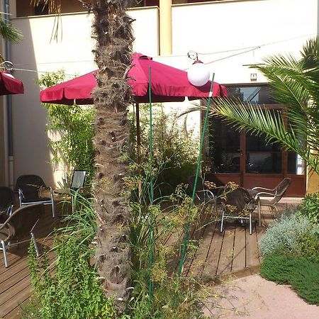 Hotel Le Relais Du Luberon Maubec  Exterior foto