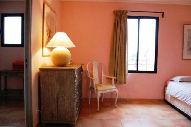 Hotel Le Relais Du Luberon Maubec  Habitación foto